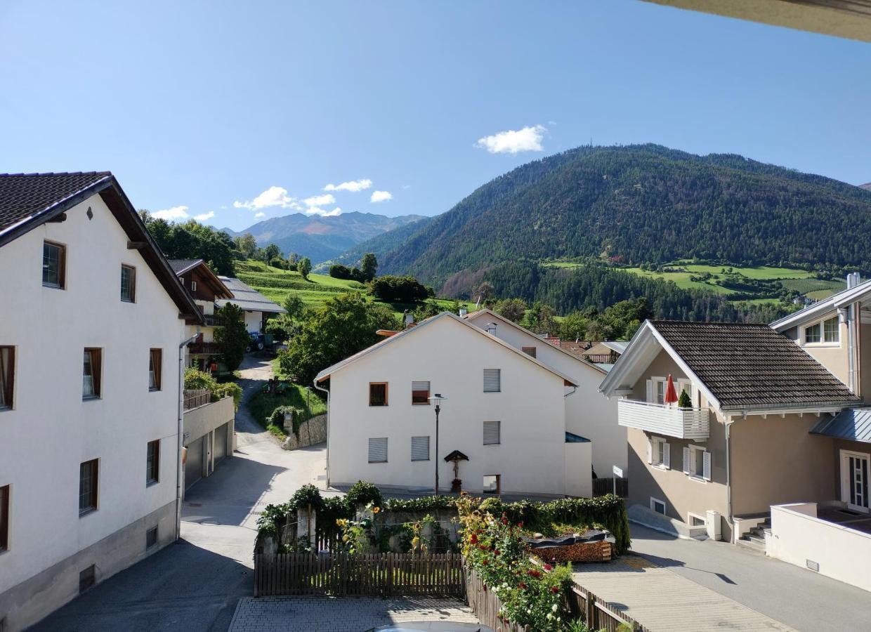 Haus Am Brunnen Apartment Prato allo Stelvio Exterior photo